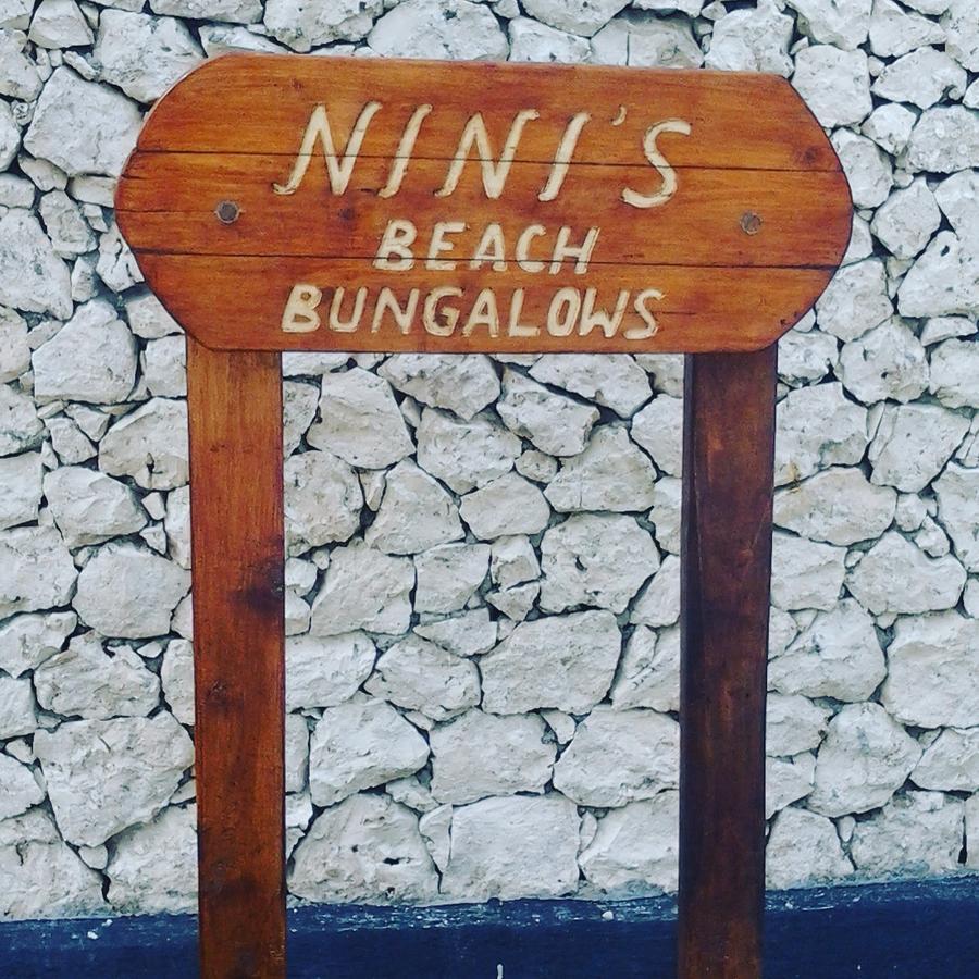 Nini'S Beach Bungalows Bira Exterior photo